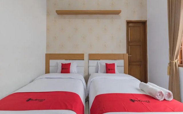 The Arsy Syariah Guest House