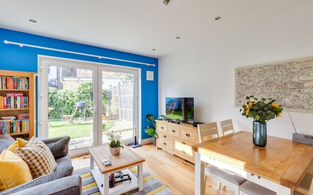 Fantastic 1BD Flat With Garden Central Kingston