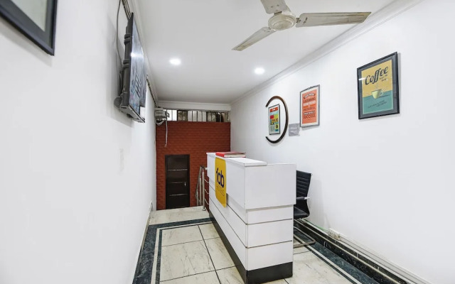 Fabhotel Golden Key Inn