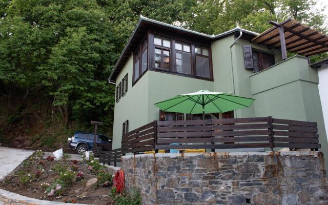 Dandy Villas Green Apple