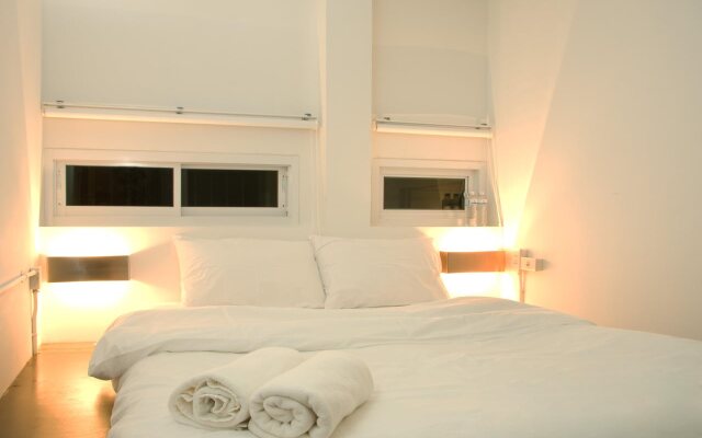 HQ hostel Silom