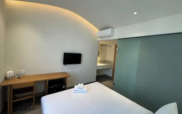 SOLANA Hotel Sunset Town Phu Quoc