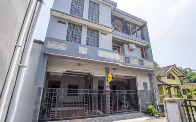 SPOT ON 2881 Nabila Residence