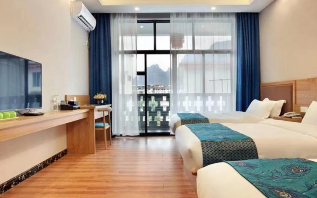 Yangshuo Qingyunge Hotel