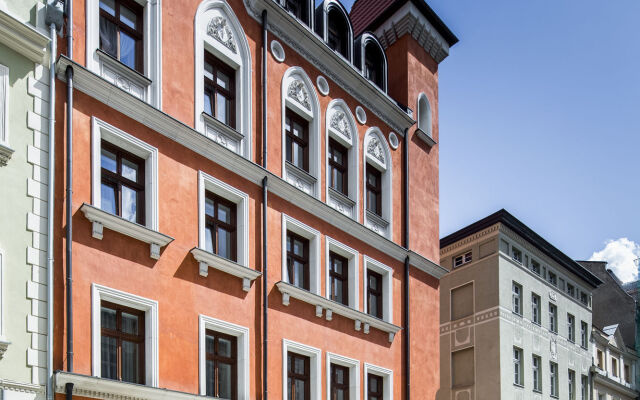 Palazzo Rosso Old Town