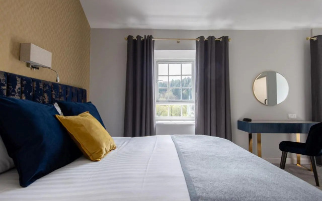 Best Western Woodenbridge Hotel & Lodge