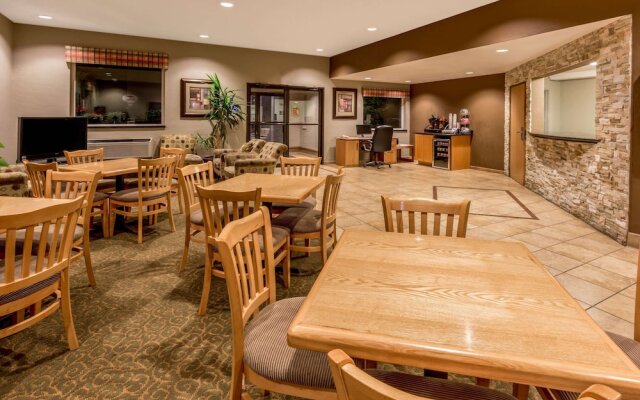 Super 8 Woodburn