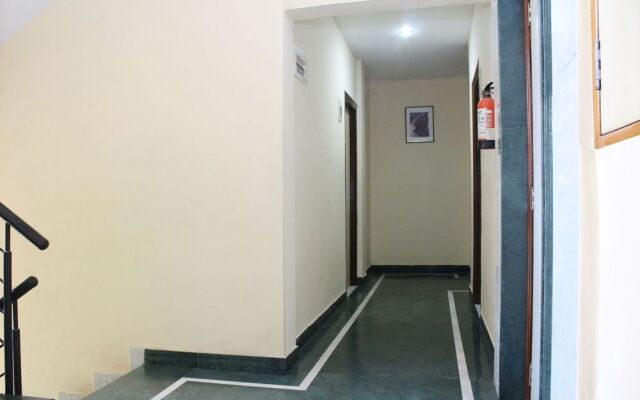 OYO 431 Hotel Maple In
