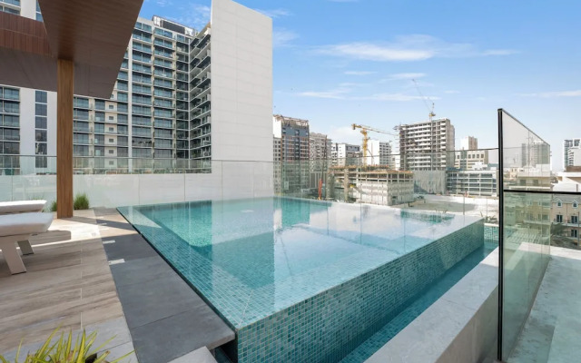 Modern 1 BR Oxford Terraces