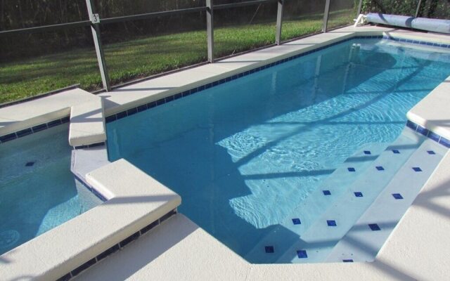 Fl Special!! Grand Cumbrian 4 Bedroom Villa by RedAwning