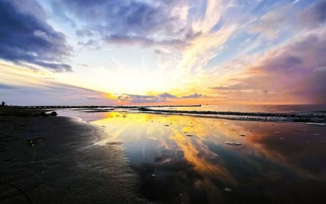 Strandburg Modern Retreat