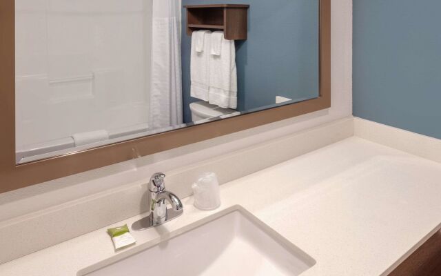 WoodSpring Suites Washington DC East Arena Drive