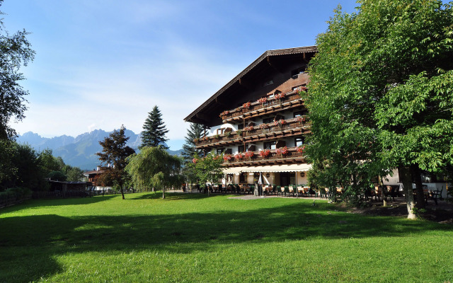 Kaiserhotel Kitzbühler Alpen