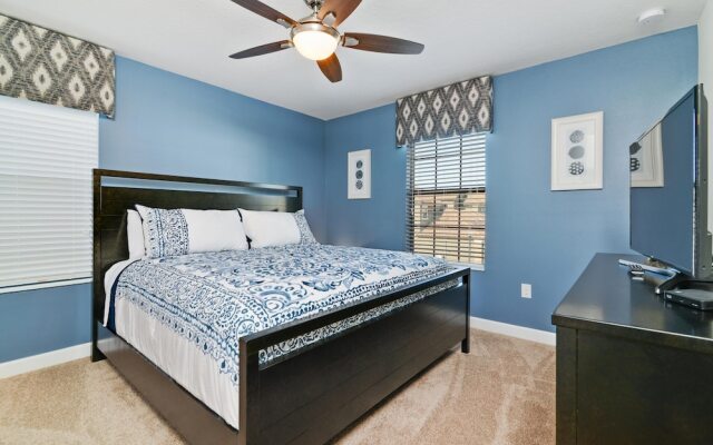 Rolling Skies by VillaDirect