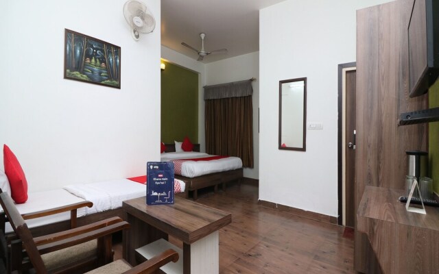 OYO 16592 Hotel Global Inn