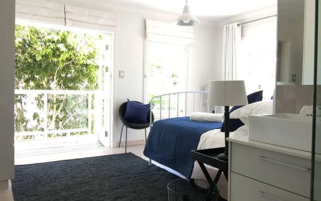 Cricklewood Place Luxury Holiday Homes