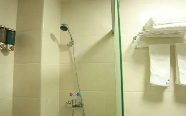 Haiyun Movie Theme Hotel