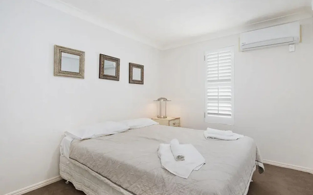 Beachfront Palm Beach Townhouse