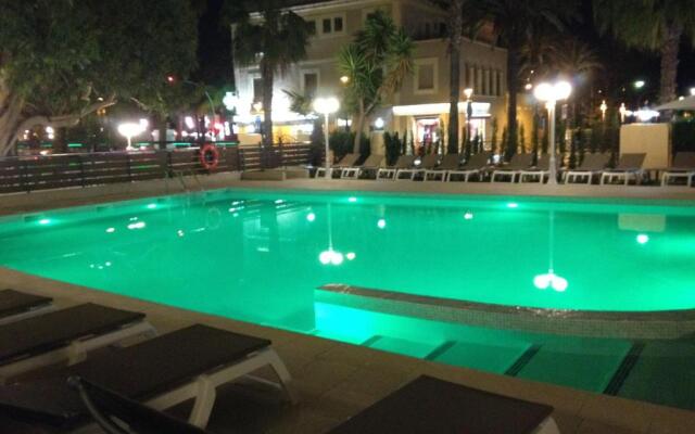 Hotel Planas