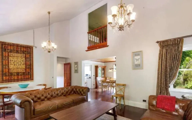Ellengowan In Leura on 2 acres