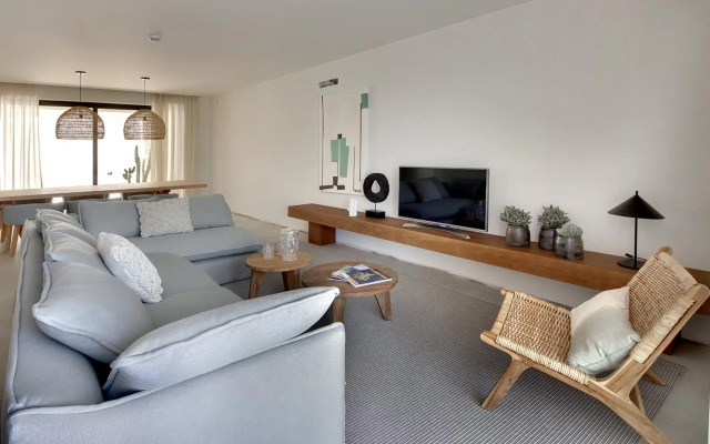 New! Villa Ocean Marina, heatable pool!