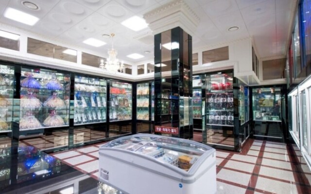 Samcheok Yonghwa Hotel