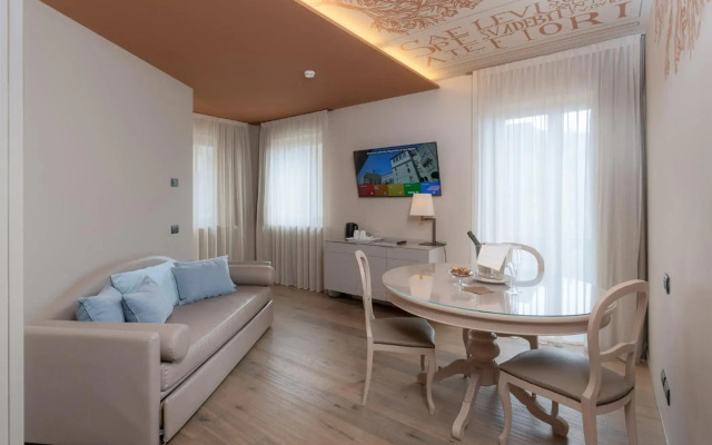 Titano Suites