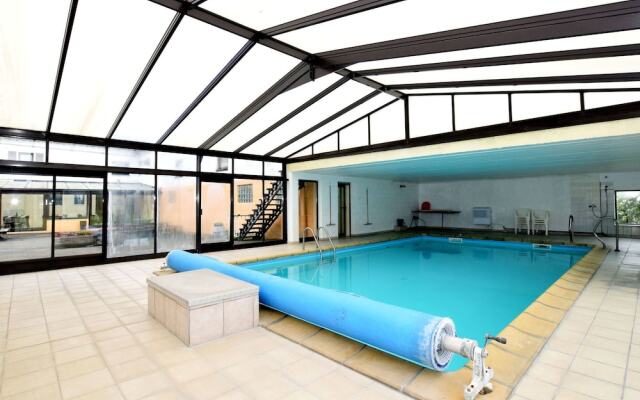 Cozy Holiday Home in Somme-Leuze with Private Swimming Pool