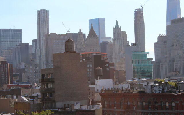 The Historic Blue Moon Hotel - NYC