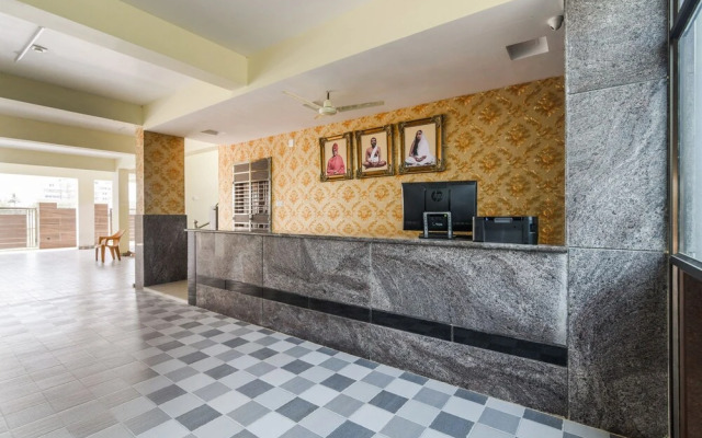 OYO 35753 Rk Residency