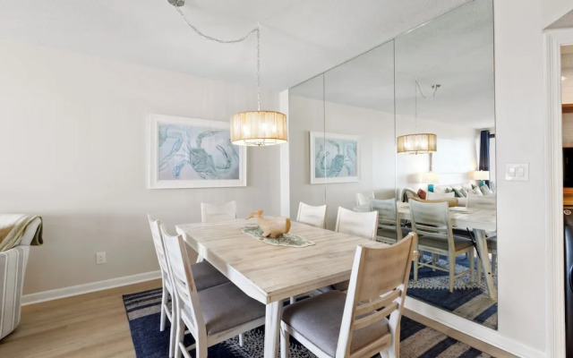 Windward Pointe 1502