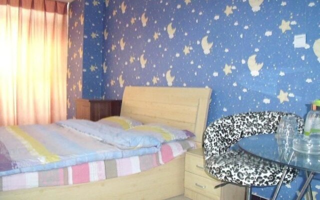 Shijiazhuang Love Nest Theme Apartment Hotel