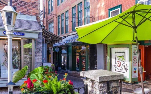 Les Lofts du Trésor - By Les Lofts Vieux-Quebec