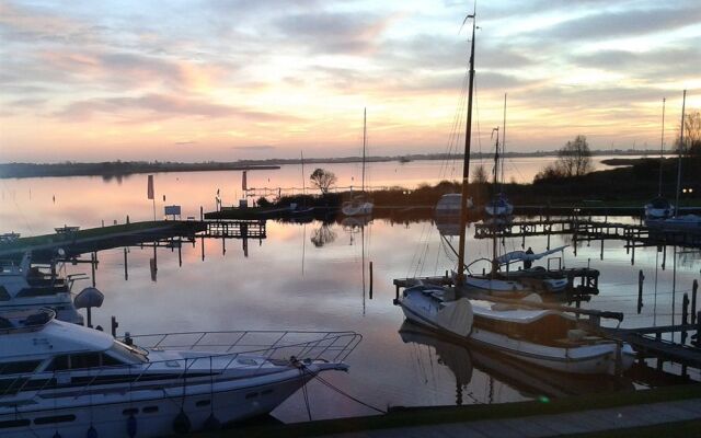 Galamadammen Hotel Jachthavens