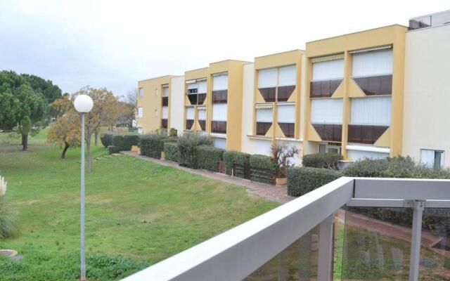 Appartement Le Grau-du-Roi, 2 pièces, 6 personnes - FR-1-250-105