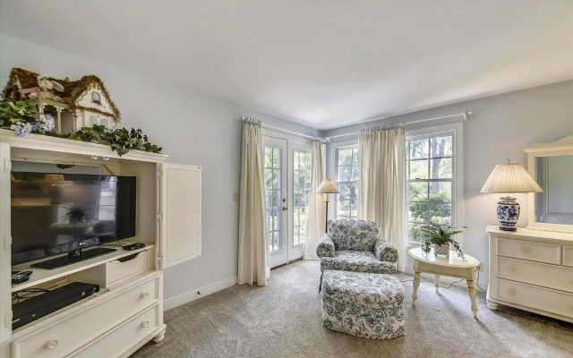 Evian 192 - Two Bedroom Condo