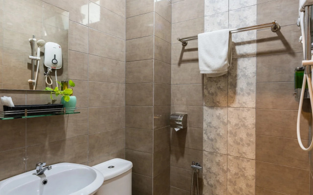 Wangs Hotel Gurney Drive