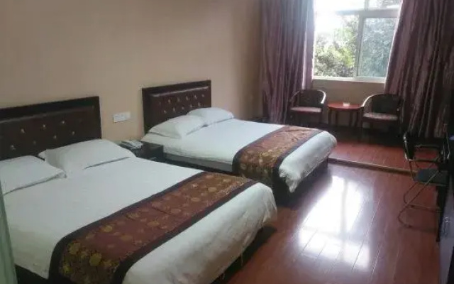 Huiyang Business Hotel(Ningguo Wannan Sichuan-Tibet Line)