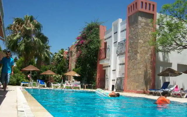 Kriss Hotel