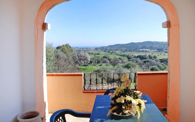 Apartment in Budoni With Terrace