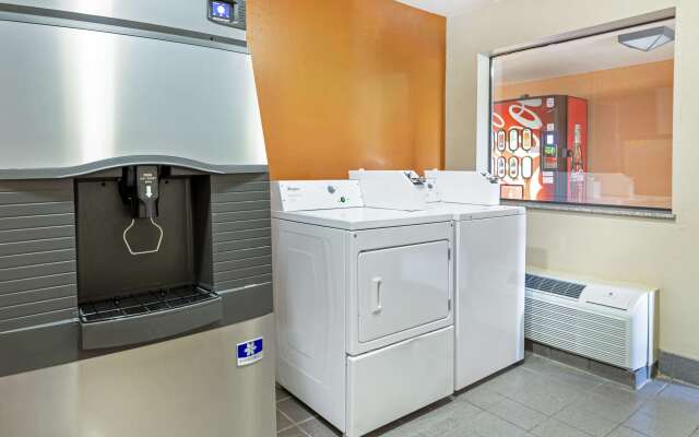 Best Western Inn & Suites