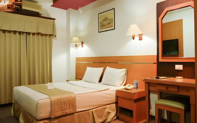 Hotel Puri Mega