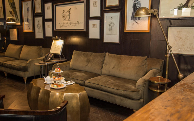 The Singular Santiago