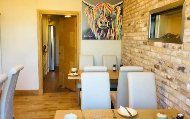 Lakeview Guest House