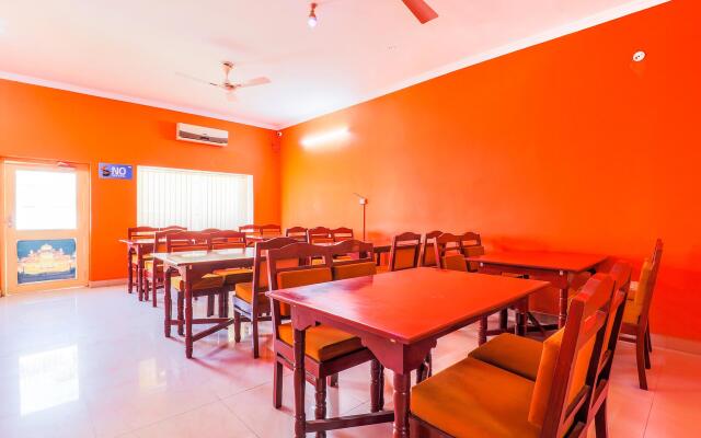 Fabhotel Jaipur Villa