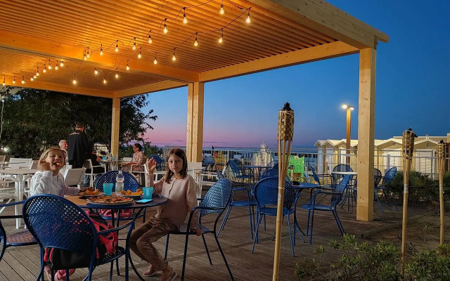 Hotel Cola Frontemare