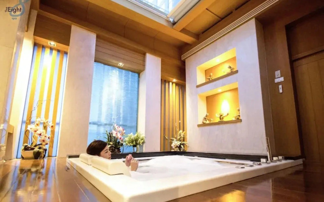 Holiday Mansion Bangkok
