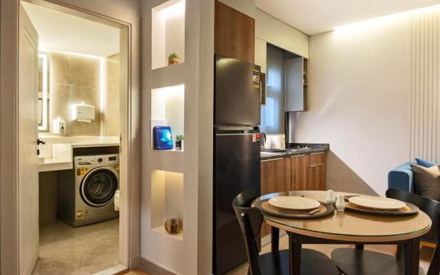 Parkside Boutique Furnished Apartments