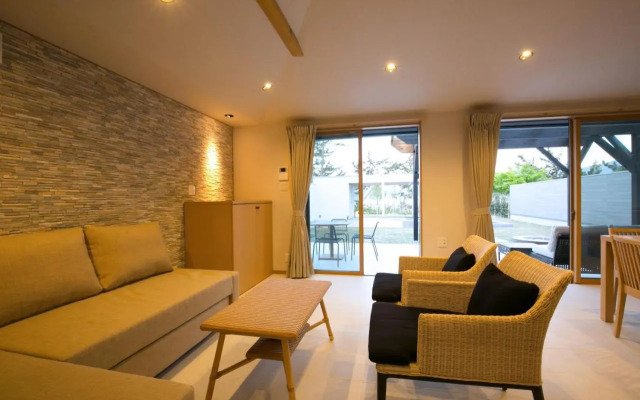 Mezzo All Suite Villas