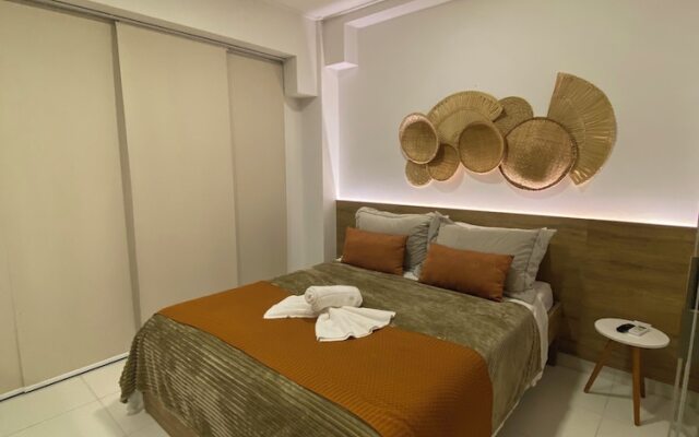 Flats Mana Beach Experience - Muro alto